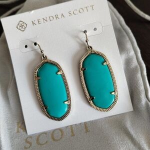 NEW LARGE STYLE.Kendra Scott Turquios and Gold Statement Earrings